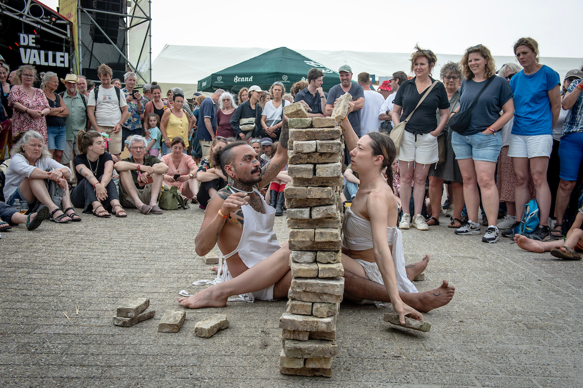 ThePriceofBricks_3761 kopie (1).jpg