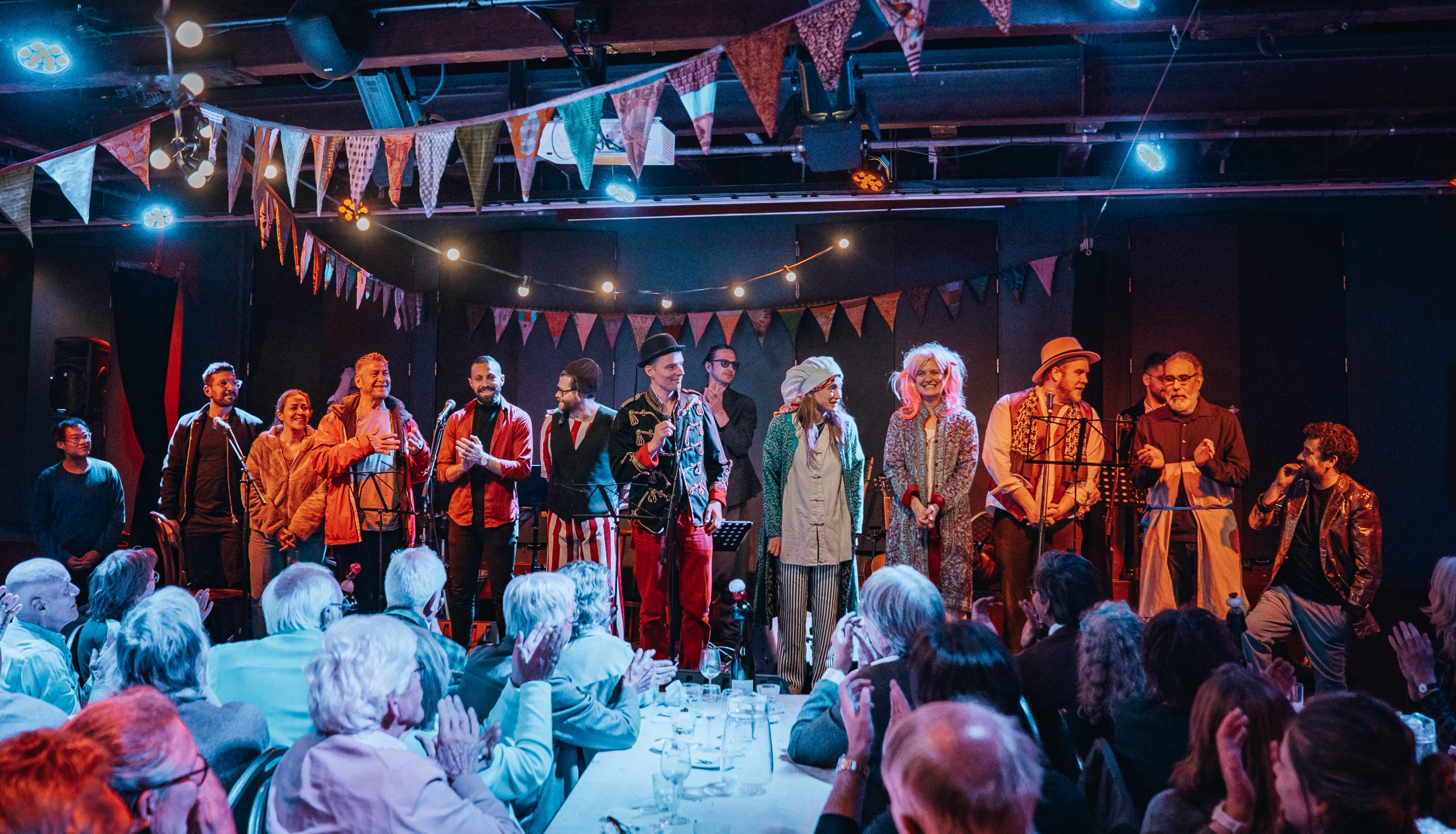 Veenfabriek speelt De Clown: humor als vorm van protest