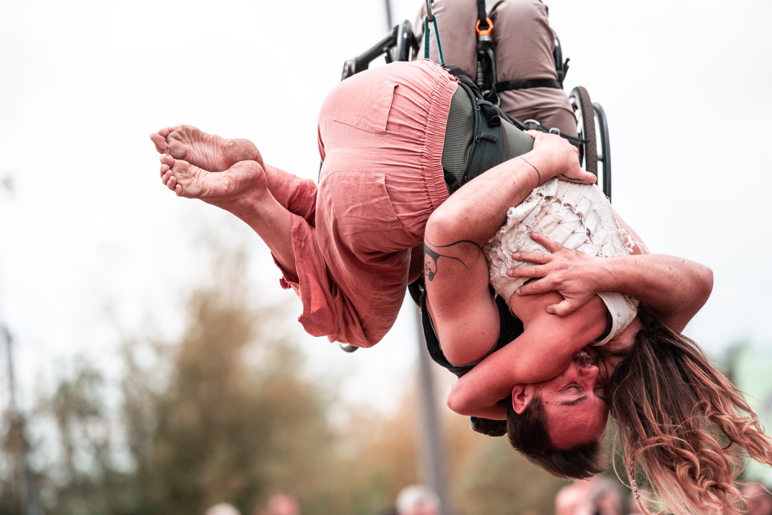 Vriendenactie | The Air Between Us